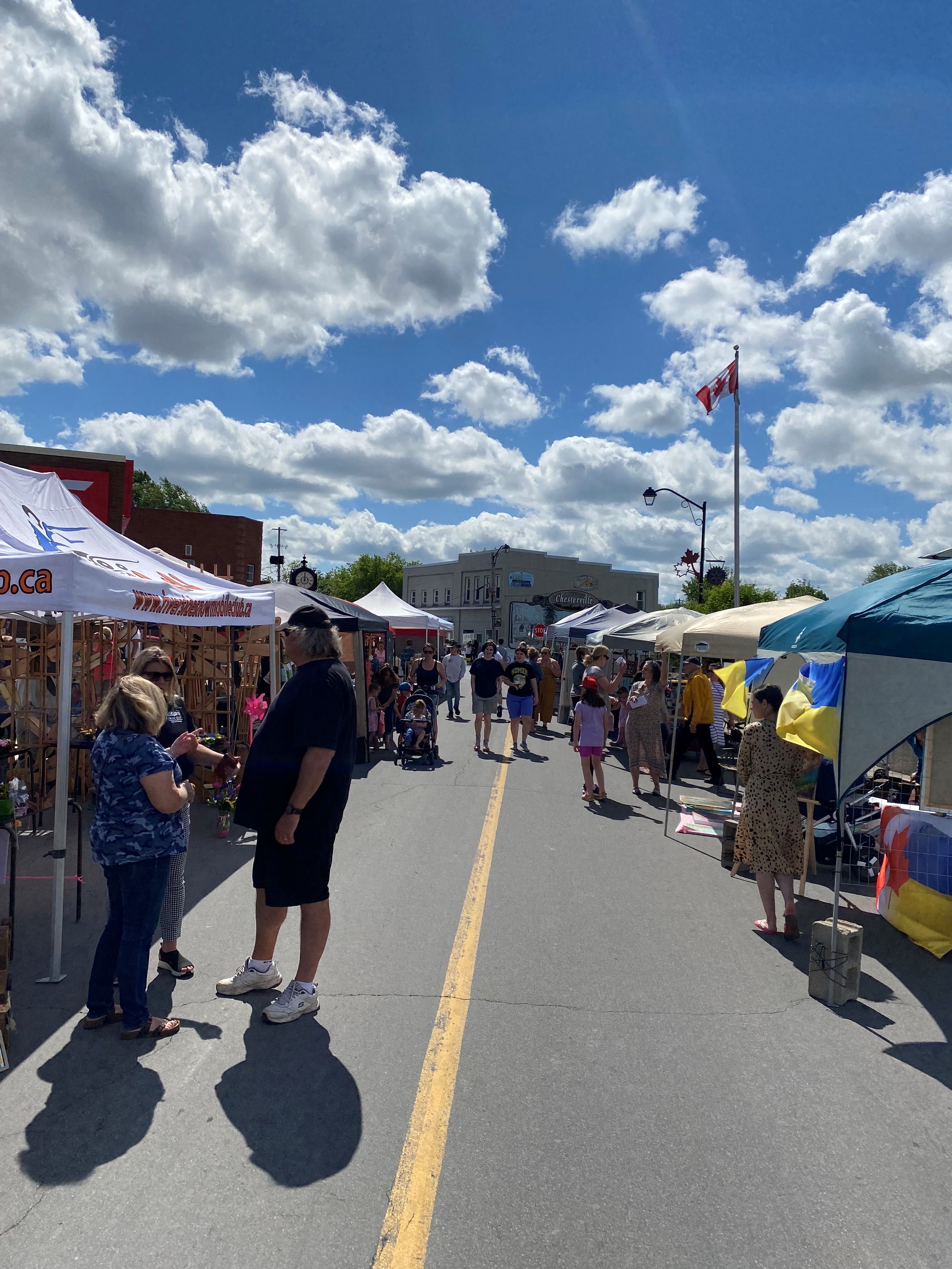 rows of vendors at art on the waterfront event