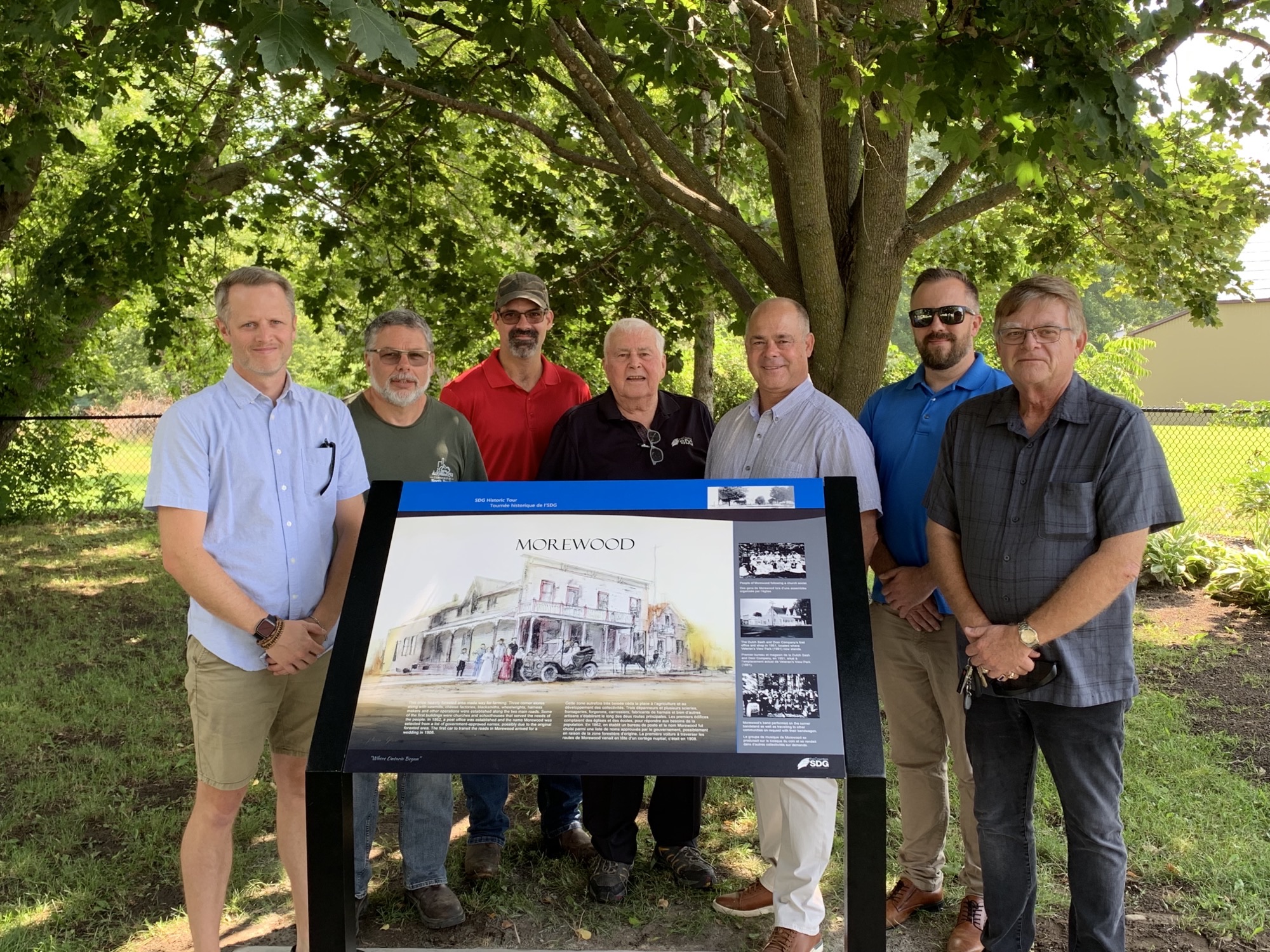 Group photo at Morewood Historical Plaque