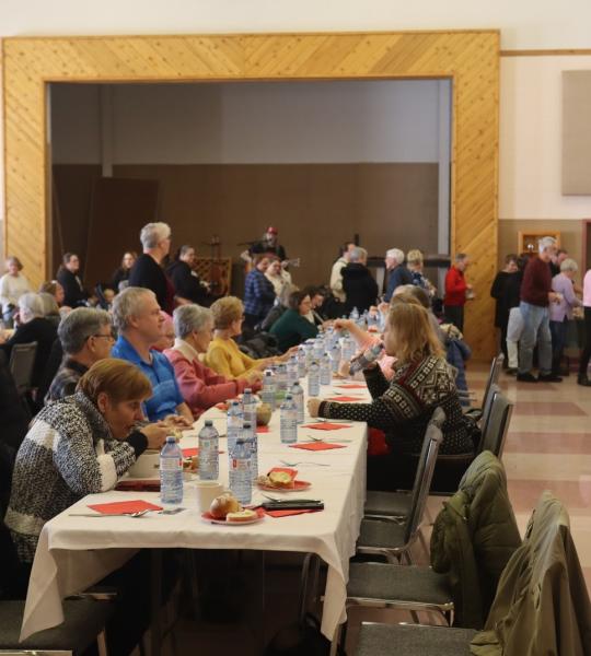 community food share empty bowls