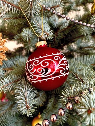 red Christmas bulb