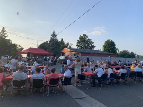 Marionville MMOMS Crowds