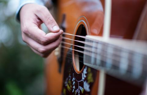 string guitar close up